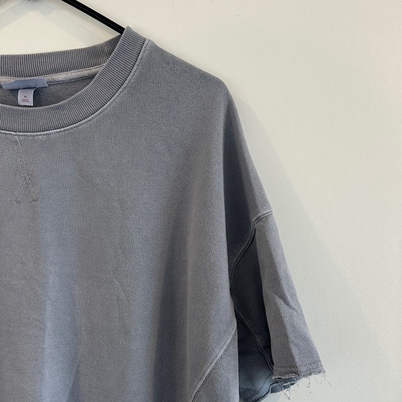 Colsie Oversized Sweatshirt - Picture 3 of 7